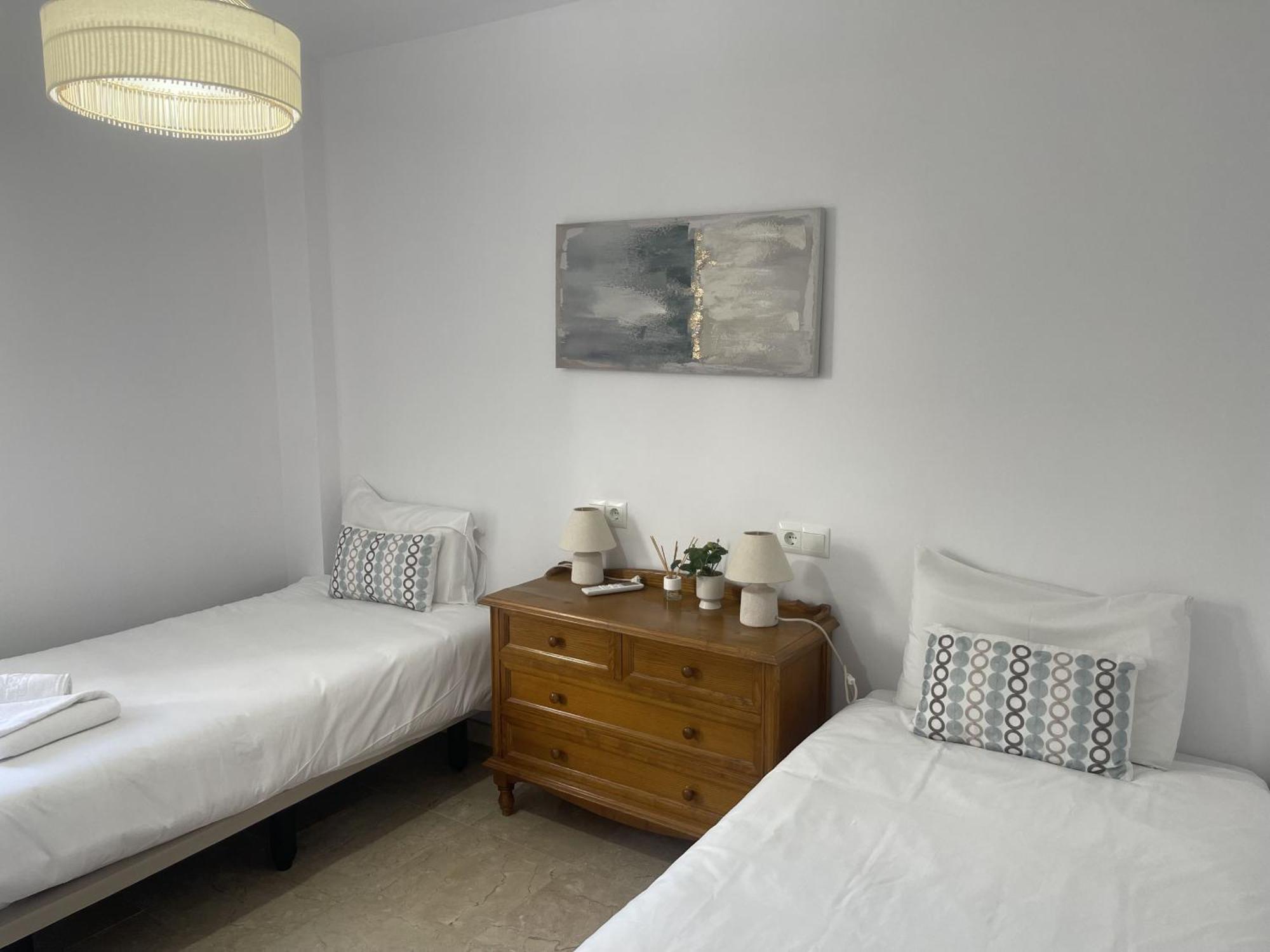 Family & Beach Apartments Mijas Costa & Fuengirola By Alfresco Stays El Faro Exterior foto
